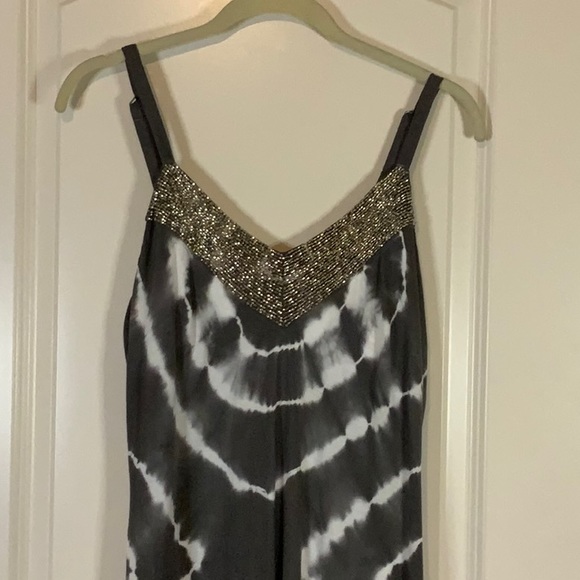 Tie-dye Maxi Dress w/ beading & builtin shelf bra - Picture 2 of 6